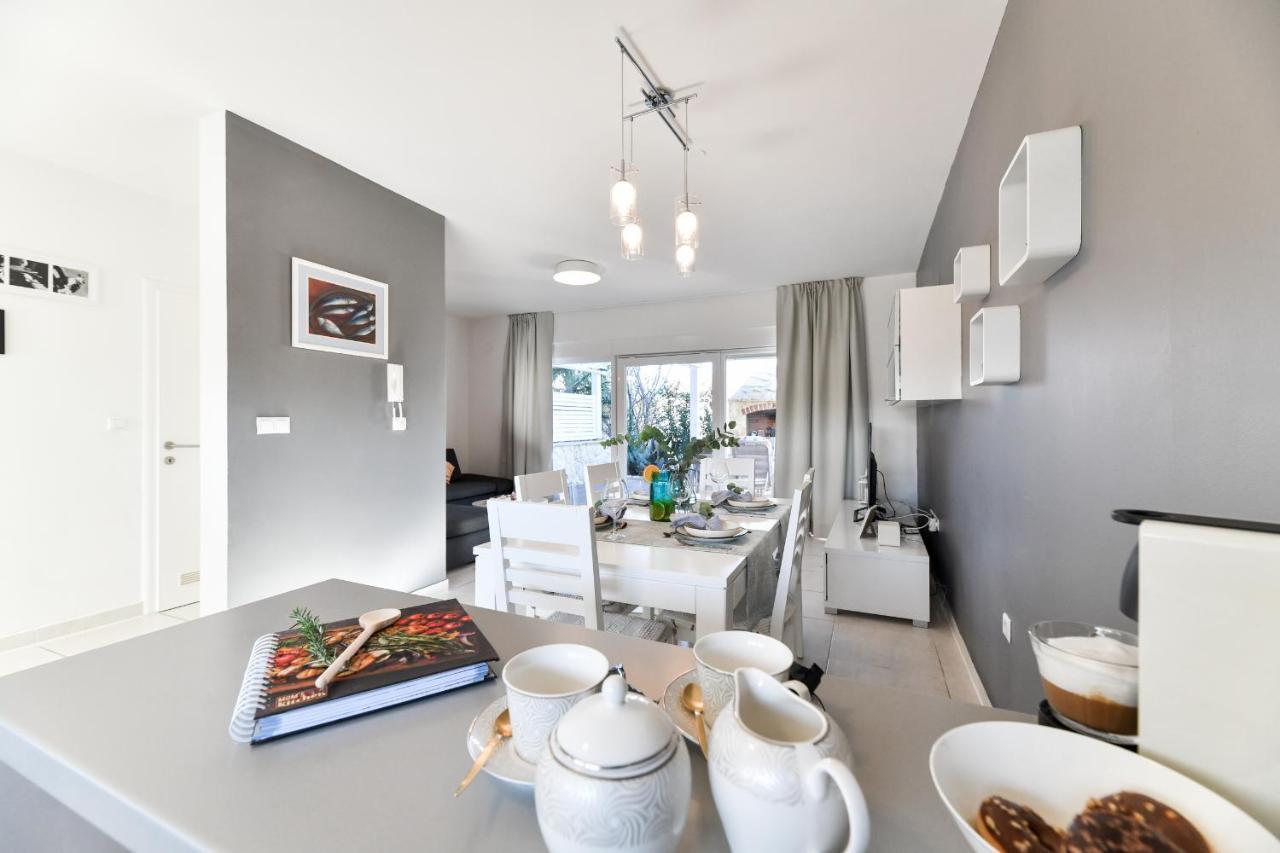 Deluxe Triplex Antea Villa Sukošan Екстериор снимка