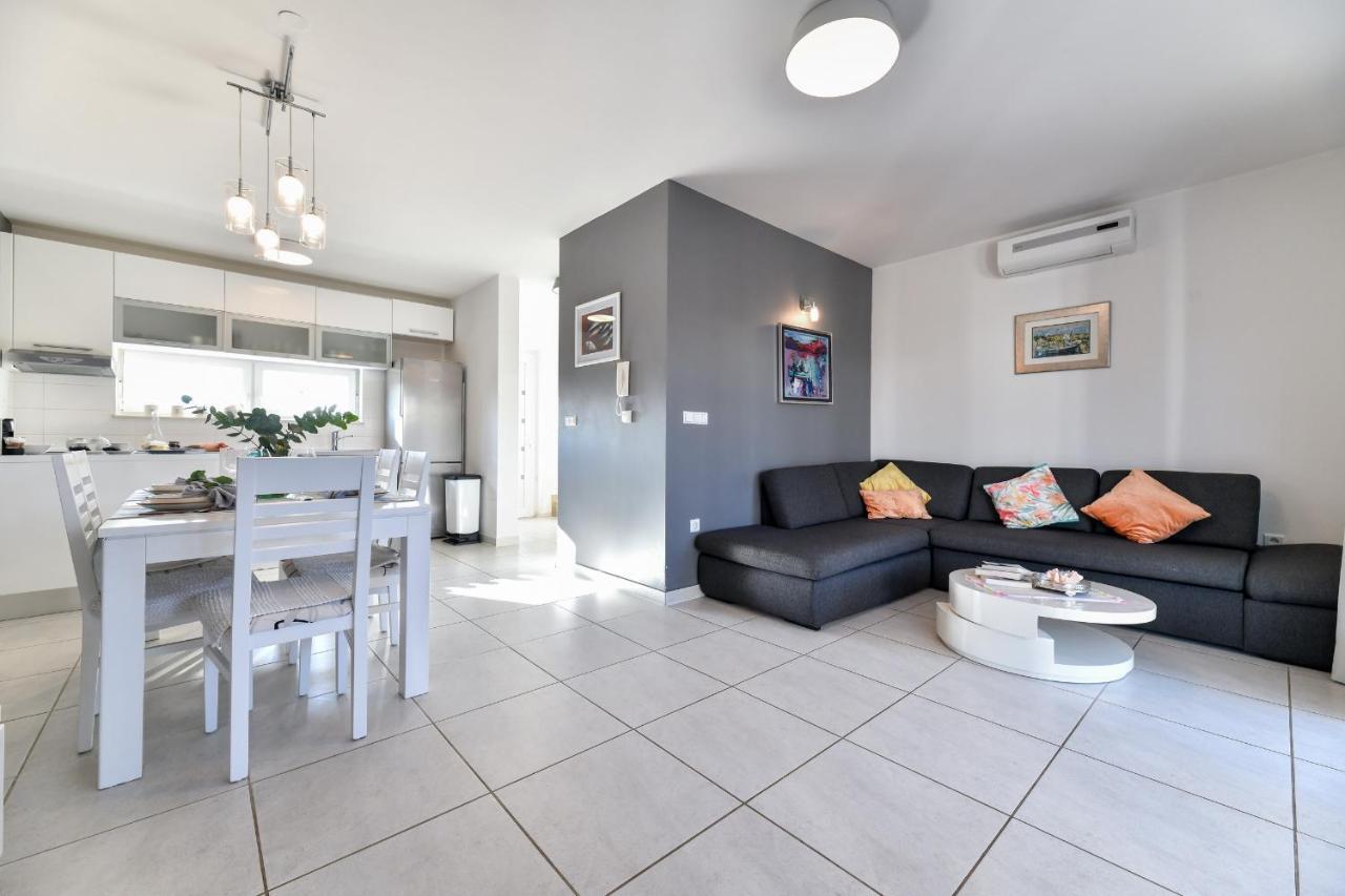 Deluxe Triplex Antea Villa Sukošan Екстериор снимка
